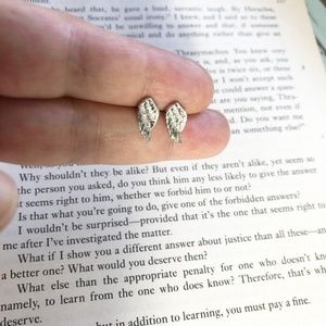 3 /35 DIAMOND PAVED ANGEL WINGS STUD EARRINGS